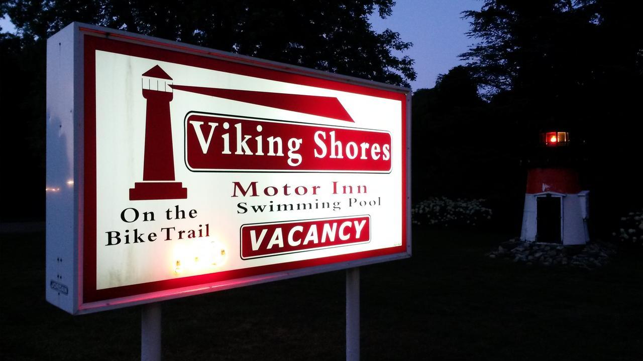 Viking Shores Motor Inn Істем Екстер'єр фото